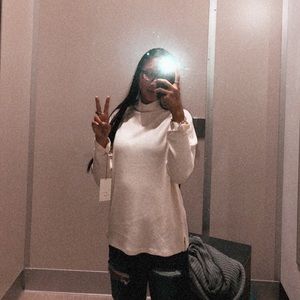 Meet your Posher, Eva